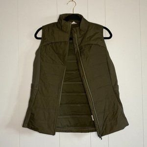 NWT Avia Forest Green Vest Medium